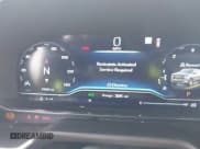 ✅ 2022 Chevrolet Suburban Premier • VIN: 1GNSKFKD9NR183852 • Lot: 42583343. Wystawiony na IAAI z przebiegiem 74 421 mil. Bezpłatny archiwum sprzedaży aukcyjnych z USA i szczegółowy raport historii pojazdu na DreamBid. Zdjęcie 15.