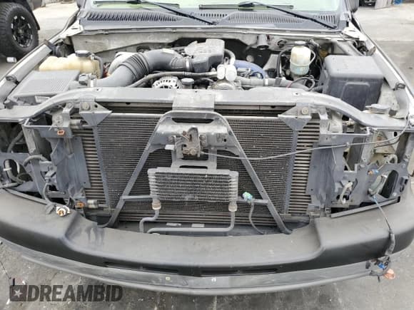 ✅ 2002 Chevrolet Silverado 2500HD LS • VIN: 1GCHC29102E117150 • Lot: 78233374. Wystawiony na Copart z przebiegiem 209 220 mil. Bezpłatny archiwum sprzedaży aukcyjnych z USA i szczegółowy raport historii pojazdu na DreamBid. Zdjęcie 11.