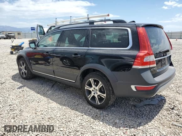 ✅ 2015 Volvo XC70 T6 • VIN: YV4902NK7F1220703 • Lot: 59046924. Listed on Copart with 71,257 mi. Free auction sales archive from the USA and detailed vehicle history report at DreamBid. Image 2.