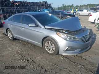 2017 Hyundai Sonata SE с VIN 5NPE24AF4HH486451, выставлен на аукционе IAAI как лот 42995702 с пробегом 96 836 миль миль и . История ставок и продаж доступна на DreamBid. Изображение 1.