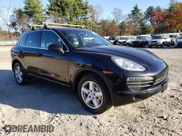 ✅ 2011 Porsche Cayenne S • VIN: WP1AB2A2XBLA55971 • Lot: 79240204. Listed on Copart with 162,034 mi. Free auction sales archive from the USA and detailed vehicle history report at DreamBid. Image 4.