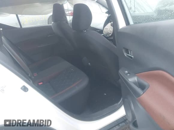 ✅ 2018 Nissan Kicks SV • VIN: 3N1CP5CUXJL529046 • Лот: 42717583. Опубликован ранее на IAAI с пробегом 34 979 миль. Бесплатный доступ к архиву аукционных продаж из США и подробный отчёт об истории автомобиля на DreamBid. Изображение 8.