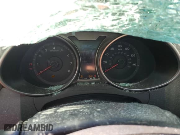 ✅ 2017 Hyundai Veloster • VIN: KMHTC6AD7HU320831 • Lot: 60431564. Wystawiony na Copart z przebiegiem 110 968 mil. Bezpłatny archiwum sprzedaży aukcyjnych z USA i szczegółowy raport historii pojazdu na DreamBid. Zdjęcie 9.