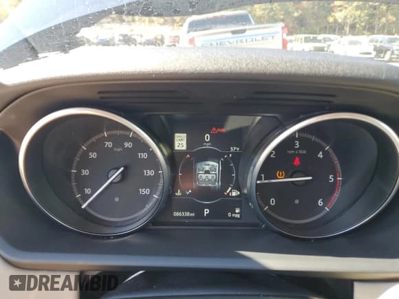 ✅ 2017 Land Rover Discovery HSE • VIN: SALRRBBK2HA036780 • Lot: 87269425. Wystawiony na Copart z przebiegiem 86 338 mil. Bezpłatny archiwum sprzedaży aukcyjnych z USA i szczegółowy raport historii pojazdu na DreamBid. Zdjęcie 9.