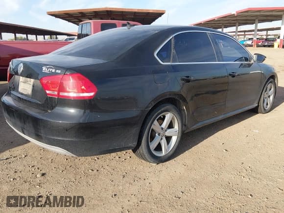 ✅ 2012 Volkswagen Passat SE • VIN: 1VWBP7A3XCC048756 • Lot: 43820434. Listed on IAAI with 160,728 mi. Free auction sales archive from the USA and detailed vehicle history report at DreamBid. Image 4.