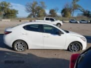 ✅ 2018 Toyota Yaris • VIN: 3MYDLBYV3JY324198 • Лот: 43471701. Опубликован ранее на IAAI с пробегом 80 107 миль. Бесплатный доступ к архиву аукционных продаж из США и подробный отчёт об истории автомобиля на DreamBid. Изображение 13.