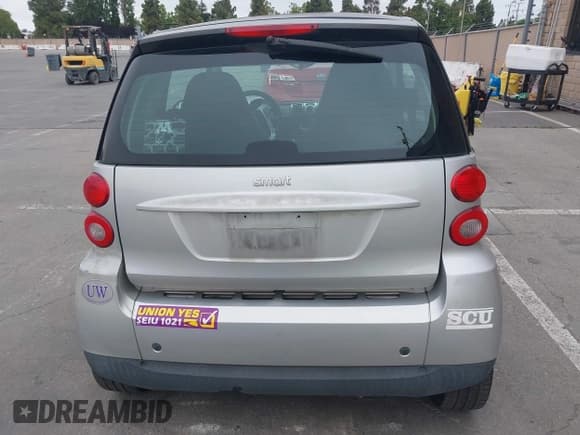 ✅ 2009 Smart fortwo Pure • VIN: WMEEJ31X99K209322 • Lot: 42465179. Listed on IAAI with 75,730 mi. Free auction sales archive from the USA and detailed vehicle history report at DreamBid. Image 16.