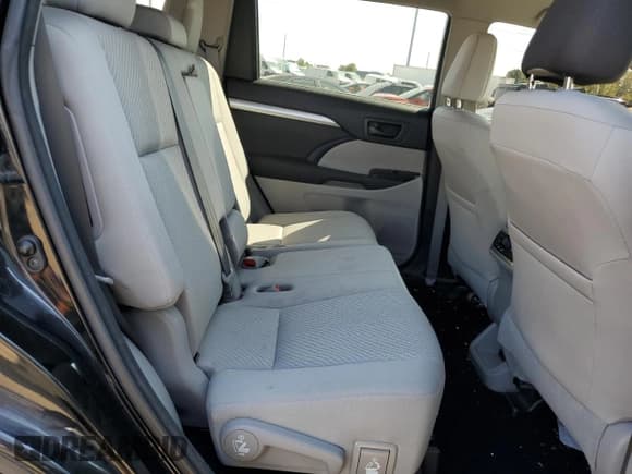 ✅ 2017 Toyota Highlander LE • VIN: 5TDBZRFHXHS398889 • Лот: 80464345. Опубликован ранее на Copart с пробегом 90 031 миль. Бесплатный доступ к архиву аукционных продаж из США и подробный отчёт об истории автомобиля на DreamBid. Изображение 10.