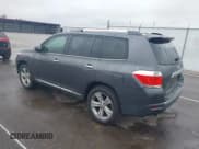 ✅ 2013 Toyota Highlander Limited • VIN: 5TDYK3EH9DS133355 • Лот: 43546975. Опубликован ранее на IAAI с пробегом 139 908 миль. Бесплатный доступ к архиву аукционных продаж из США и подробный отчёт об истории автомобиля на DreamBid. Изображение 3.