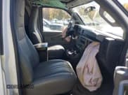 ✅ 2017 Chevrolet Express Cargo • VIN: 1GCWGAFFXH1338504 • Лот: 43446402. Опубликован ранее на IAAI с пробегом 95 666 миль. Бесплатный доступ к архиву аукционных продаж из США и подробный отчёт об истории автомобиля на DreamBid. Изображение 5.