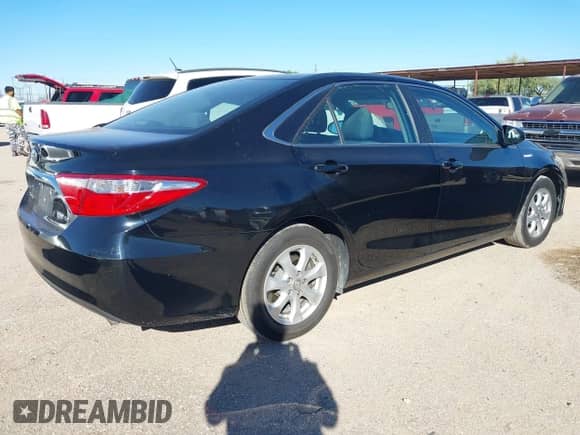 2016 Toyota Camry LE z VIN 4T1BD1FK6GU186234, wystawiony jako IAAI lot #43491861 z przebiegiem 230 600 mil mil oraz . Historia ofert i sprzedaży dostępna na DreamBid. Obrazek 4.