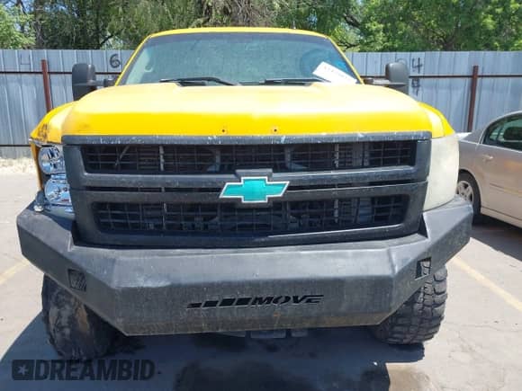 2007 Chevrolet Silverado 2500HD LTZ z VIN 1GCHK29647E559645, wystawiony jako IAAI lot #42429022 z przebiegiem 208 743 mil mil oraz . Historia ofert i sprzedaży dostępna na DreamBid. Obrazek 13.