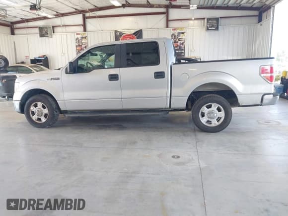 ✅ 2013 Ford F-150 XL • VIN: 1FTEW1CM6DKD55578 • Лот: 42936420. Опубликован ранее на IAAI с пробегом 93 174 миль. Бесплатный доступ к архиву аукционных продаж из США и подробный отчёт об истории автомобиля на DreamBid. Изображение 14.