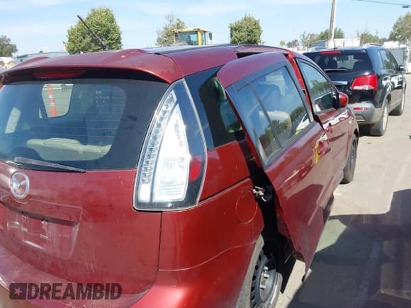 ✅ 2008 Mazda 5 Grand Touring • VIN: JM1CR29L680316865 • Лот: 42368393. Опубликован ранее на IAAI с пробегом 158 732 миль. Бесплатный доступ к архиву аукционных продаж из США и подробный отчёт об истории автомобиля на DreamBid. Изображение 6.