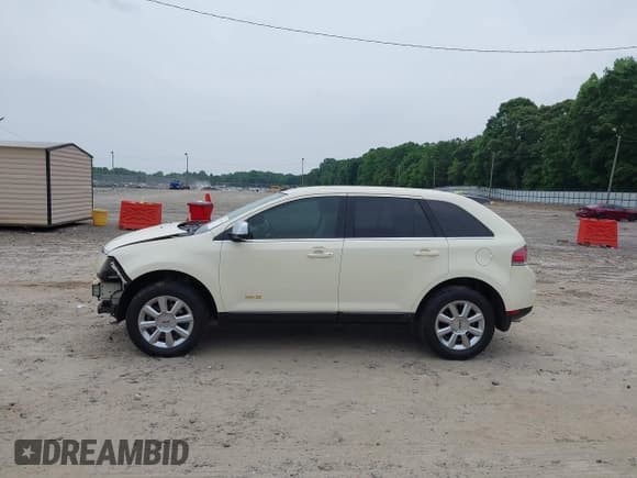 ✅ 2007 Lincoln MKX • VIN: 2LMDU68C47BJ39466 • Lot: 42267193. Listed on IAAI with 128,777 mi. Free auction sales archive from the USA and detailed vehicle history report at DreamBid. Image 15.