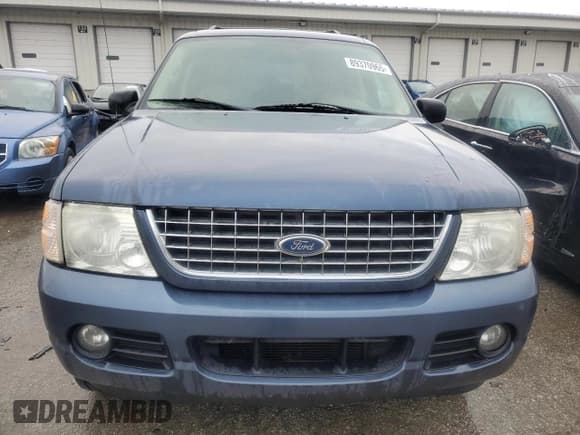 ✅ 2004 Ford Explorer XLT • VIN: 1FMZU73E64UC17896 • Lot: 89370965. Wystawiony na Copart z przebiegiem 225 655 mil. Bezpłatny archiwum sprzedaży aukcyjnych z USA i szczegółowy raport historii pojazdu na DreamBid. Zdjęcie 5.