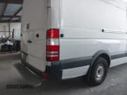 ✅ 2016 Mercedes-Benz Sprinter Cargo • VIN: WD3PE8DD1GP247258 • Лот: 43592676. Опубликован ранее на IAAI с пробегом 398 050 миль. Бесплатный доступ к архиву аукционных продаж из США и подробный отчёт об истории автомобиля на DreamBid. Изображение 18.
