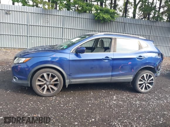 ✅ 2018 Nissan Rogue S • VIN: JN1BJ1CR2JW289566 • Lot: 42623570. Listed on IAAI with 143,338 mi. Free auction sales archive from the USA and detailed vehicle history report at DreamBid. Image 14.