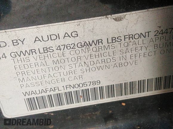 ✅ 2015 Audi A4 Premium • VIN: WAUAFAFL1FN005789 • Lot: 41800560. Wystawiony na IAAI z przebiegiem 114 826 mil. Bezpłatny archiwum sprzedaży aukcyjnych z USA i szczegółowy raport historii pojazdu na DreamBid. Zdjęcie 9.