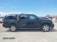 ✅ 2013 GMC Yukon XL SLT • VIN: 1GKS2KE7XDR308741 • Lot: 42252492. Wystawiony na IAAI z przebiegiem 201 864 mil. Bezpłatny archiwum sprzedaży aukcyjnych z USA i szczegółowy raport historii pojazdu na DreamBid. Zdjęcie 13.