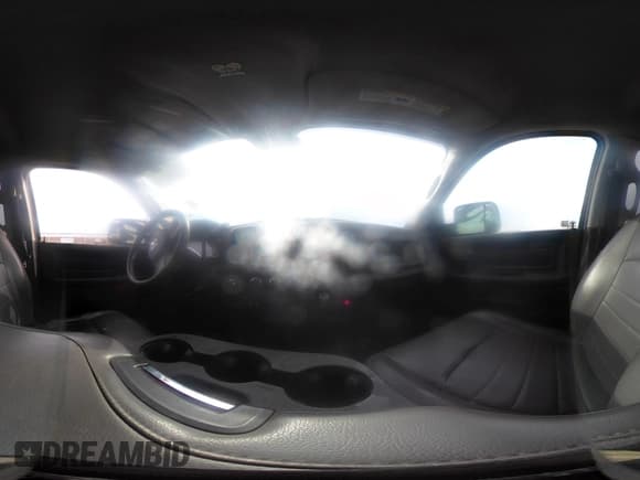 ✅ 2013 Ram 2500 Tradesman • VIN: 3C6TR5H23DG516657 • Lot: 42084647. Wystawiony na IAAI z przebiegiem 168 381 mil. Bezpłatny archiwum sprzedaży aukcyjnych z USA i szczegółowy raport historii pojazdu na DreamBid. Zdjęcie 19.