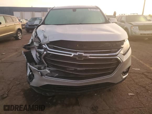 ✅ 2019 Chevrolet Traverse LT • VIN: 1GNEVHKW4KJ316979 • Lot: 85747305. Wystawiony na Copart z przebiegiem 170 507 mil. Bezpłatny archiwum sprzedaży aukcyjnych z USA i szczegółowy raport historii pojazdu na DreamBid. Zdjęcie 5.