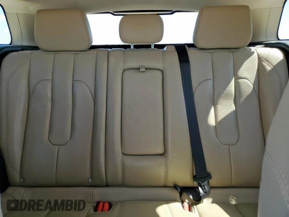 ✅ 2015 Land Rover Range Rover Evoque Pure Plus • VIN: SALVP2BG7FH046385 • Lot: 85652925. Listed on Copart with 81,970 mi. Free auction sales archive from the USA and detailed vehicle history report at DreamBid. Image 10.