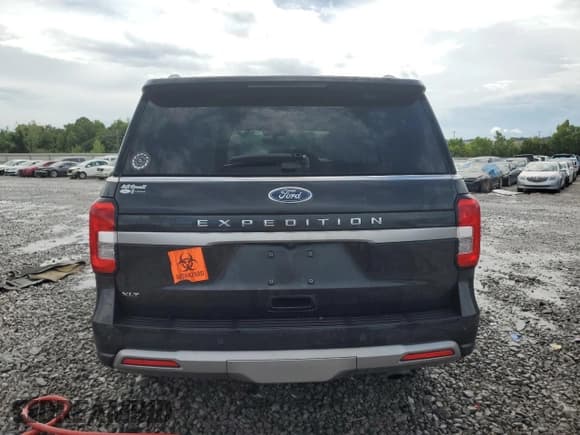 ✅ 2022 Ford Expedition XLT • VIN: 1FMJU1HT4NEA45736 • Lot: 64450785. Listed on Copart with 76,323 mi. Free auction sales archive from the USA and detailed vehicle history report at DreamBid. Image 6.