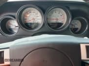 ✅ 2010 Dodge Challenger SRT-8 • VIN: 2B3CJ7DW2AH131799 • Lot: 67161674. Wystawiony na Copart z przebiegiem 92 623 mil. Bezpłatny archiwum sprzedaży aukcyjnych z USA i szczegółowy raport historii pojazdu na DreamBid. Zdjęcie 9.