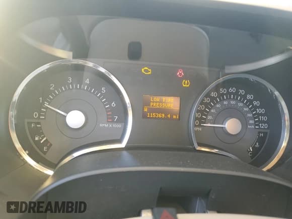 ✅ 2006 Mercury Mountaineer Premier • VIN: 4M2EU38836UJ03110 • Lot: 85052354. Wystawiony na Copart z przebiegiem 1 153 694 mil. Bezpłatny archiwum sprzedaży aukcyjnych z USA i szczegółowy raport historii pojazdu na DreamBid. Zdjęcie 9.