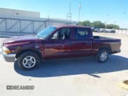 ✅ 2000 Dodge Dakota Sport • VIN: 1B7GL2AX8YS723964 • Lot: 43570529. Listed on IAAI with 136,989 mi. Free auction sales archive from the USA and detailed vehicle history report at DreamBid. Image 14.