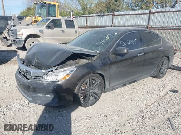 ✅ 2016 Honda Accord Touring • VIN: 1HGCR3F99GA013670 • Лот: 43526355. Опубликован ранее на IAAI с пробегом 186 879 миль. Бесплатный доступ к архиву аукционных продаж из США и подробный отчёт об истории автомобиля на DreamBid. Изображение 17.