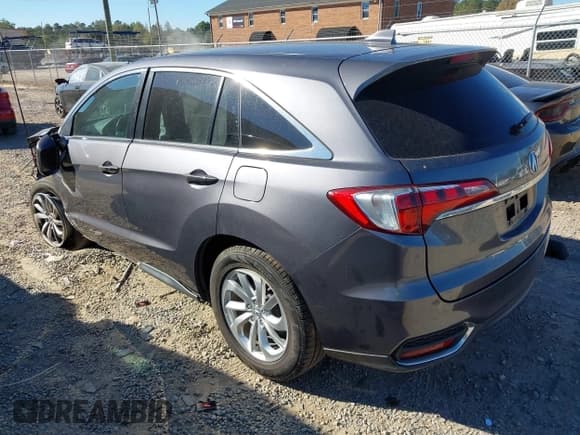 ✅ 2018 Acura RDX • VIN: 5J8TB4H34JL024008 • Lot: 43469084. Wystawiony na IAAI z przebiegiem 61 268 mil. Bezpłatny archiwum sprzedaży aukcyjnych z USA i szczegółowy raport historii pojazdu na DreamBid. Zdjęcie 3.