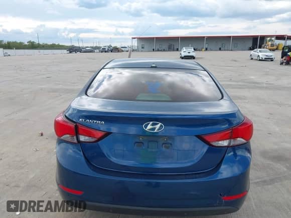 2014 Hyundai Elantra SE z VIN KMHDH4AE0EU163187, wystawiony jako IAAI lot #43472754 z przebiegiem Nie podano mil oraz . Historia ofert i sprzedaży dostępna na DreamBid. Obrazek 15.