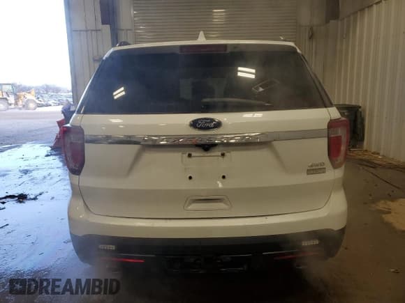 ✅ 2017 Ford Explorer • VIN: 1FM5K8B87HGD12560 • Лот: 84609874. Опубликован ранее на Copart с пробегом 143 690 миль. Бесплатный доступ к архиву аукционных продаж из США и подробный отчёт об истории автомобиля на DreamBid. Изображение 6.