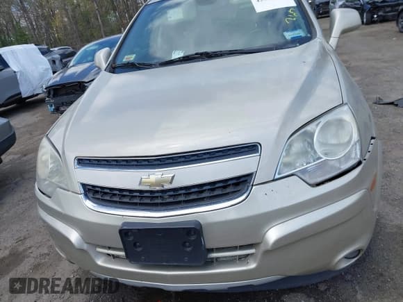 ✅ 2014 Chevrolet Captiva Sport LT • VIN: 3GNAL3EK1ES560043 • Lot: 42049586. Wystawiony na IAAI z przebiegiem 149 268 mil. Bezpłatny archiwum sprzedaży aukcyjnych z USA i szczegółowy raport historii pojazdu na DreamBid. Zdjęcie 6.