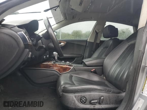 ✅ 2012 Audi A7 Prestige • VIN: WAUSGAFCXCN005576 • Lot: 60776025. Listed on Copart with 127,102 mi. Free auction sales archive from the USA and detailed vehicle history report at DreamBid. Image 7.