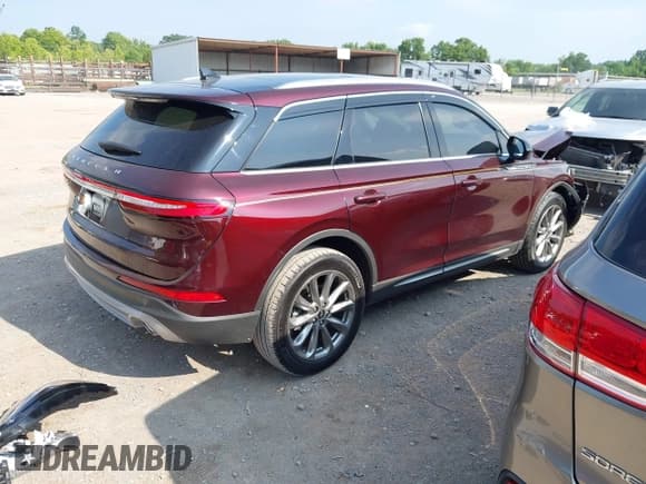 ✅ 2020 Lincoln Corsair Standard • VIN: 5LMCJ1D95LUL11583 • Lot: 42412562. Listed on IAAI with 1,090 mi. Free auction sales archive from the USA and detailed vehicle history report at DreamBid. Image 4.