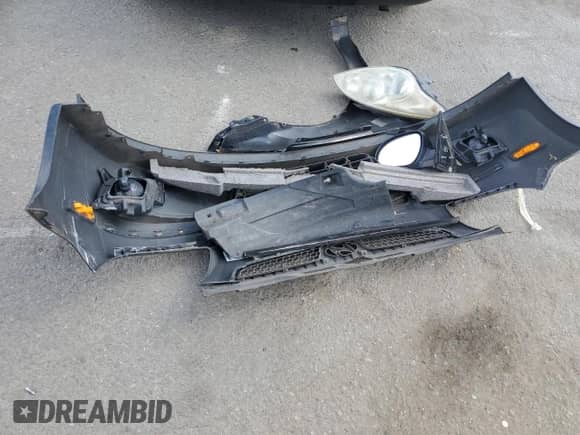 2010 Hyundai Elantra GLS with VIN KMHDC8AE4AU061956, listed as a Copart auction lot 70474545 with 168,215 mi miles and Salvage title. Bid and sale history available at DreamBid. Image 12.