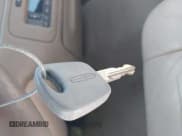 ✅ 2002 Lincoln Town Car Executive • VIN: 1LNHM81W12Y620302 • Лот: 41952738. Опубликован ранее на IAAI с пробегом 83 062 миль. Бесплатный доступ к архиву аукционных продаж из США и подробный отчёт об истории автомобиля на DreamBid. Изображение 11.