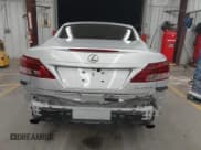 ✅ 2011 Lexus IS 250 C • VIN: JTHFF2C26B2520565 • Лот: 43688191. Опубликован ранее на IAAI с пробегом 196 650 миль. Бесплатный доступ к архиву аукционных продаж из США и подробный отчёт об истории автомобиля на DreamBid. Изображение 16.