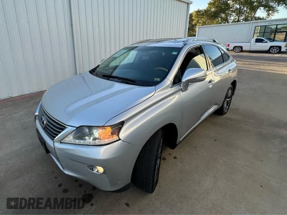 ✅ 2014 Lexus RX 450h • VIN: JTJBC1BA0E2068092 • Lot: 92743165. Wystawiony na Copart z przebiegiem 213 784 mil. Bezpłatny archiwum sprzedaży aukcyjnych z USA i szczegółowy raport historii pojazdu na DreamBid. Zdjęcie 2.