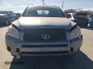 ✅ 2007 Toyota RAV4 • VIN: JTMBD35V175076083 • Lot: 92801215. Wystawiony na Copart z przebiegiem 103 365 mil. Bezpłatny archiwum sprzedaży aukcyjnych z USA i szczegółowy raport historii pojazdu na DreamBid. Zdjęcie 5.