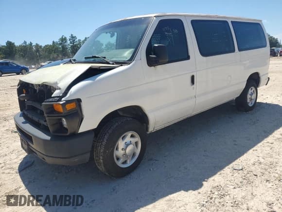 ✅ 2009 Ford Econoline Passenger XL • VIN: 1FBNE31L89DA00436 • Лот: 70349815. Опубликован ранее на Copart с пробегом 91 410 миль. Бесплатный доступ к архиву аукционных продаж из США и подробный отчёт об истории автомобиля на DreamBid. Изображение 1.