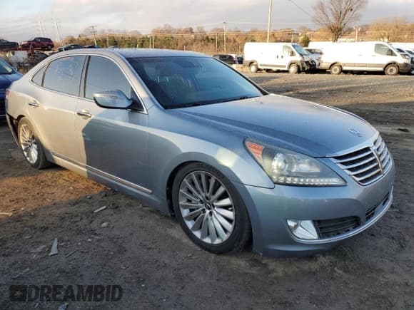 ✅ 2015 Hyundai Equus Ultimate • VIN: KMHGH4JH4FU093847 • Lot: 83905174. Listed on Copart with 57,499 mi. Free auction sales archive from the USA and detailed vehicle history report at DreamBid. Image 4.