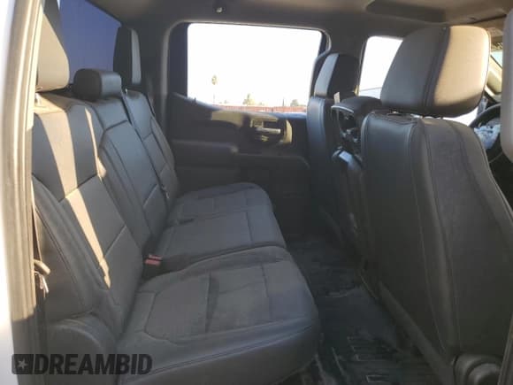 ✅ 2019 Chevrolet Silverado 1500 Work Truck • VIN: 1GCUYAEFXKZ370271 • Лот: 92332675. Опубликован ранее на Copart с пробегом 159 428 миль. Бесплатный доступ к архиву аукционных продаж из США и подробный отчёт об истории автомобиля на DreamBid. Изображение 10.