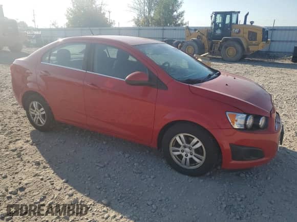 2013 Chevrolet Sonic LT с VIN 1G1JC5SH4D4188704, выставлен на аукционе Copart как лот 71745554 с пробегом 137 527 миль миль и Чистый • Clean title. История ставок и продаж доступна на DreamBid. Изображение 4.