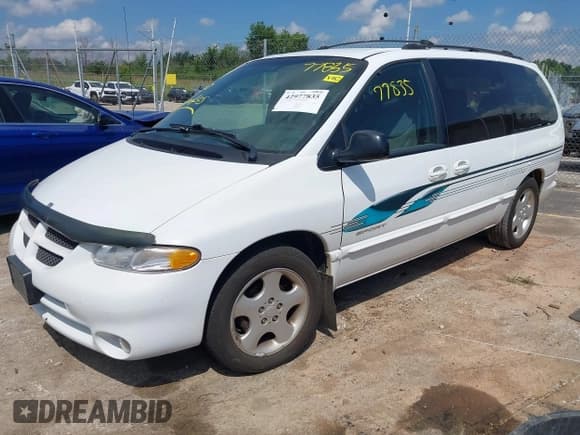 ✅ 2000 Dodge Caravan SE • VIN: 1B4GP44R6YB688397 • Лот: 42977835. Опубликован ранее на IAAI с пробегом 106 610 миль. Бесплатный доступ к архиву аукционных продаж из США и подробный отчёт об истории автомобиля на DreamBid. Изображение 2.
