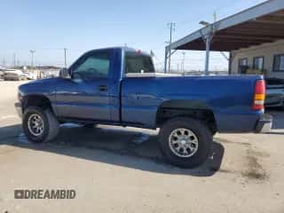 ✅ 2001 Chevrolet Silverado 1500 LS • VIN: 1GCEC14V91Z307897 • Lot: 67905664. Wystawiony na Copart z przebiegiem Nie podano mil. Skorzystaj z bezpłatnego archiwum sprzedaży aukcyjnych z USA i zobacz szczegółowy raport historii pojazdu na DreamBid. Zdjęcie 2.