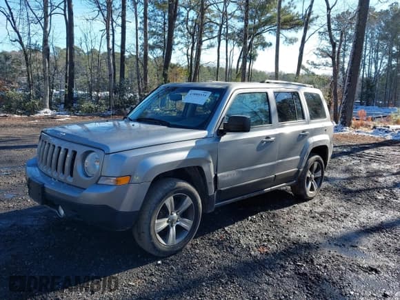 ✅ 2016 Jeep Patriot High Altitude • VIN: 1C4NJRFB2GD672998 • Lot: 43888534. Listed on IAAI with 137,383 mi. Free auction sales archive from the USA and detailed vehicle history report at DreamBid. Image 19.